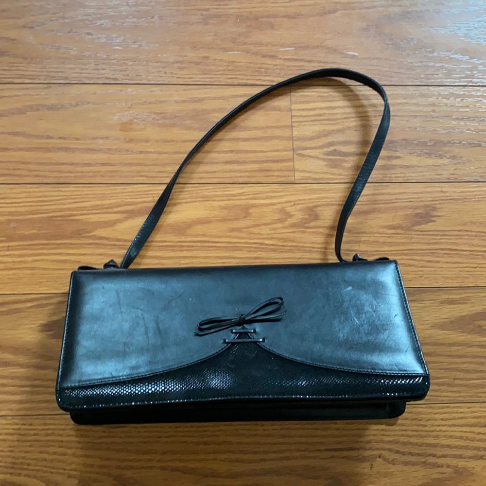 Black stuart weitzman bag
